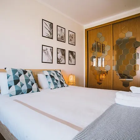52 - Baleal Surfside Apartment *